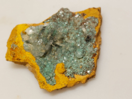 Rosasiet met kristallijne hemimorfiet, Mexico