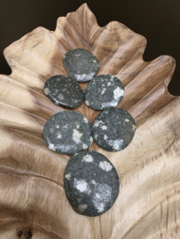 Preseli blue stone platte steen