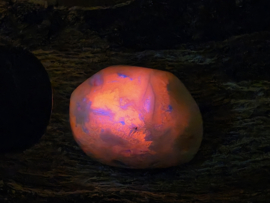 Mangano calciet handsteen