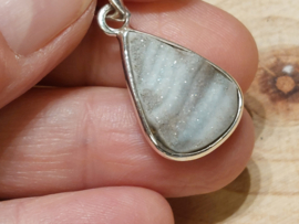 Chalcedoonroosje hanger in zilver