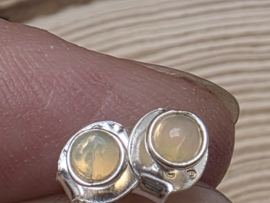 Ethiopisch of welo opaal oorbellen in zilver