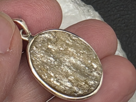 Moscoviet hanger in zilver ruw