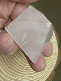 Rozenkwarts piramide