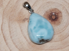Larimar hanger