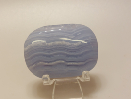 Blauwe chalcedoon of blue lace agaat platte steen