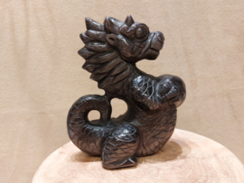 Zilver obsidiaan draak full body met hart