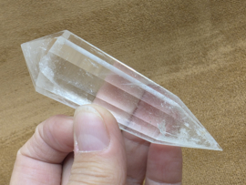 Bergkristal vogel phi kristal uit Brazilië