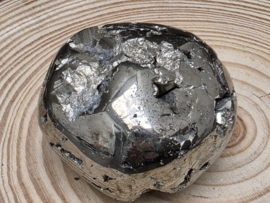 Pyriet handsteen
