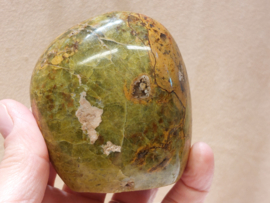 Groene opaal sculptuur