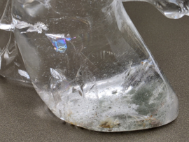 Bergkristal eenhoorn met insluitingen van Leandro De Souza