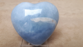 Blauwe calciet hart