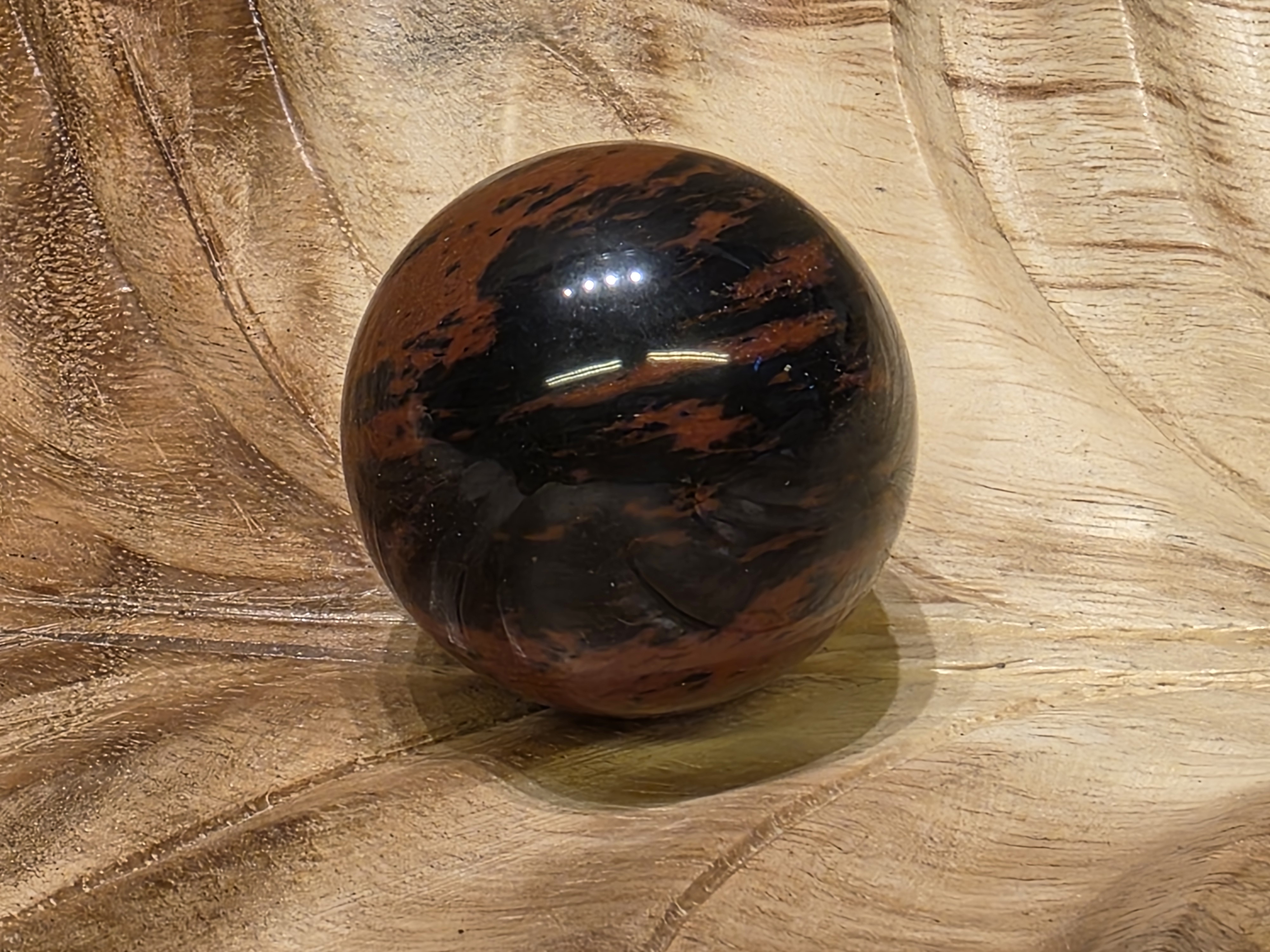Mahonie obsidiaan bol