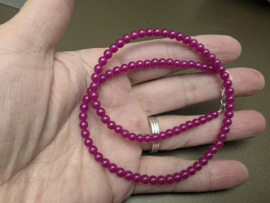 Robijn ketting bijgekleurd