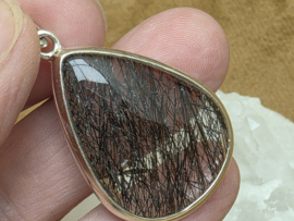 Toermalijn in kwarts hanger in zilver