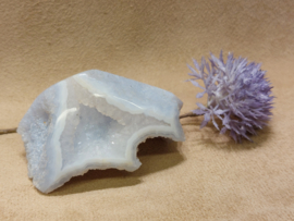 Blauwe chalcedoon of blue lace agaat sculptuur