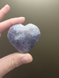 Lepidoliet met roze toermalijn hart - "unicorn stone"