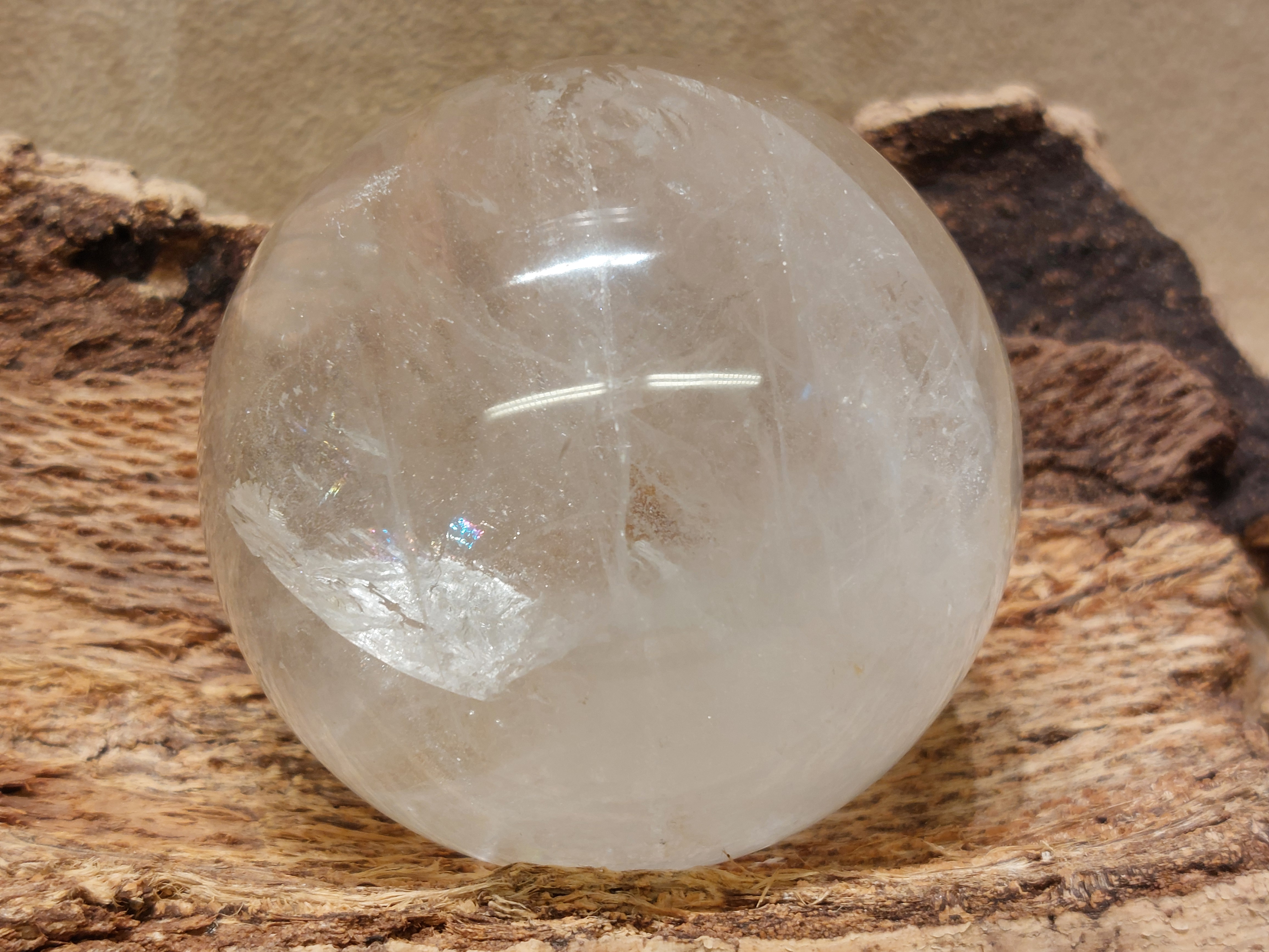 Bergkristal bol met limoniet insluiting
