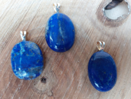 Lapis lazuli hangertje met zilveren oogje