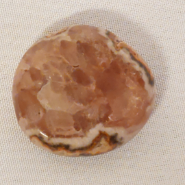 Roze amethist platte steen