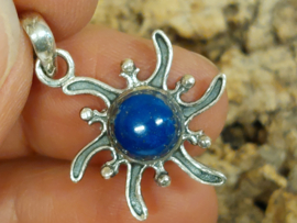 Lapis lazuli hanger in zilver