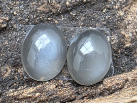 Maansteen cabochons set van 2