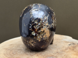 Blauwe amber human skull