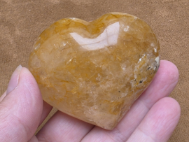Golden healer of limoniet kwarts hart