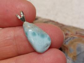 Larimar hanger met zilveren oogje