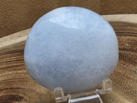 Blauwe calciet handsteen