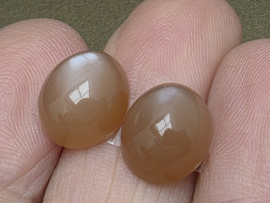 Maansteen cabochons set van 2