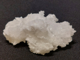 Witte aragoniet cluster uit Mexico
