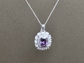 Amethist hanger in zilver met zilveren ketting en zirkoontjes