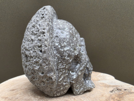 Cintamani human skull
