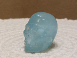 Aquamarijn human skull