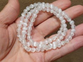 Seleniet/satijnspaat kogelarmband 6 mm