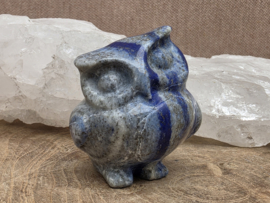 Lapis lazuli uil