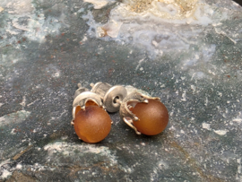 Barnsteen oorbellen