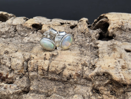 Ethiopisch of welo opaal oorbellen in zilver