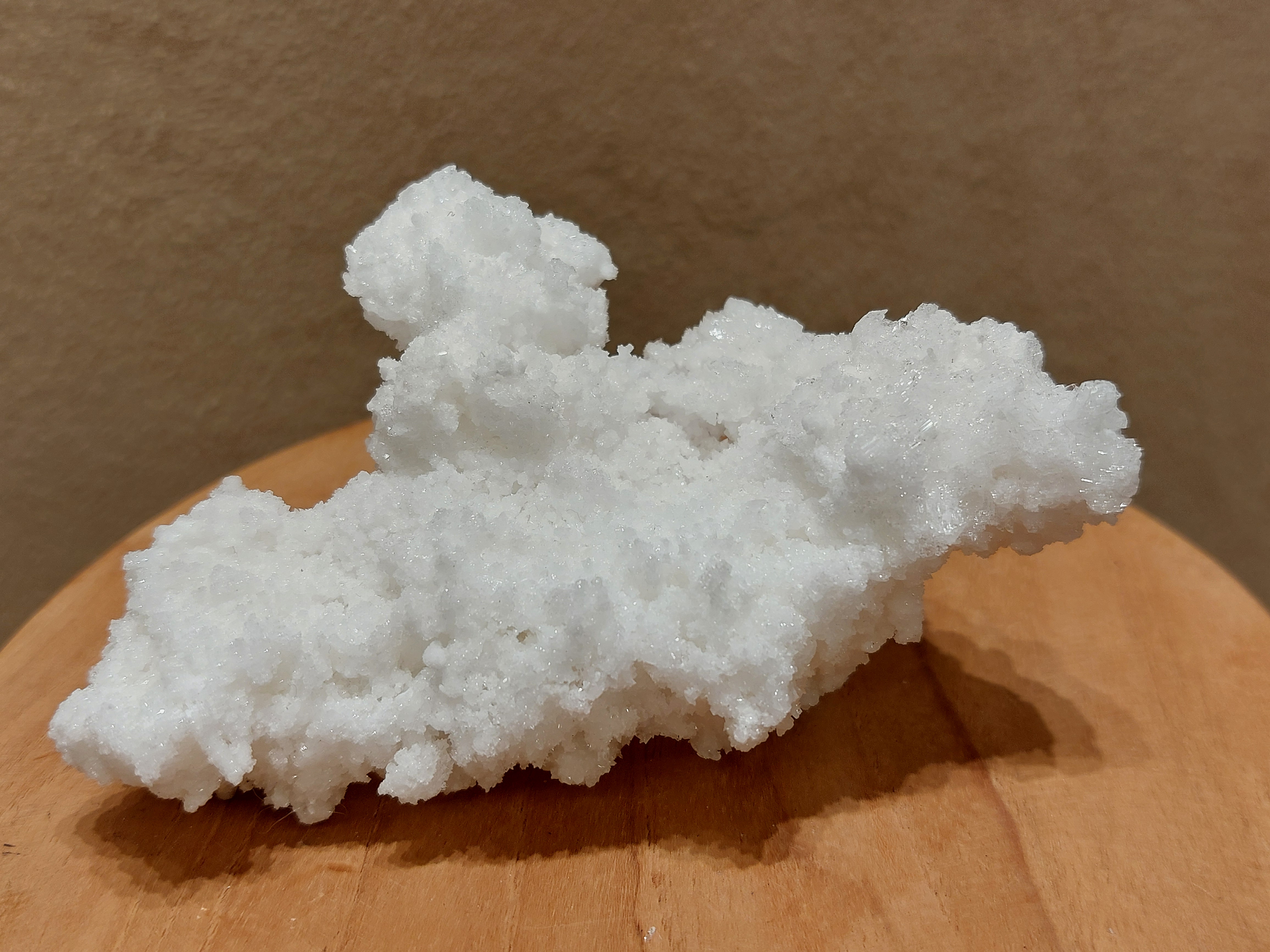Witte aragoniet cluster uit Mexico