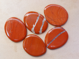 Rode jaspis platte steen