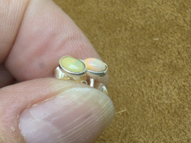 Ethiopisch of welo opaal oorbellen in zilver