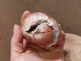Roze chalcedoon human skull