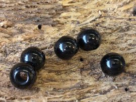 Obsidiaan kraal om aan halsband te maken