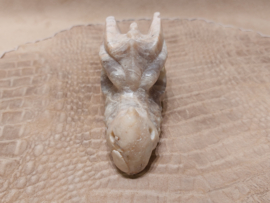 Maansteen draak