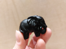 Zwarte obsidiaan olifant