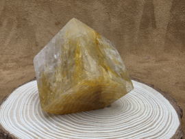 Golden healer of limoniet kwarts kubus