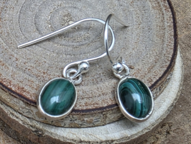 Malachiet oorbellen in zilver