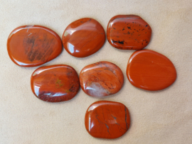 Rode jaspis platte steen