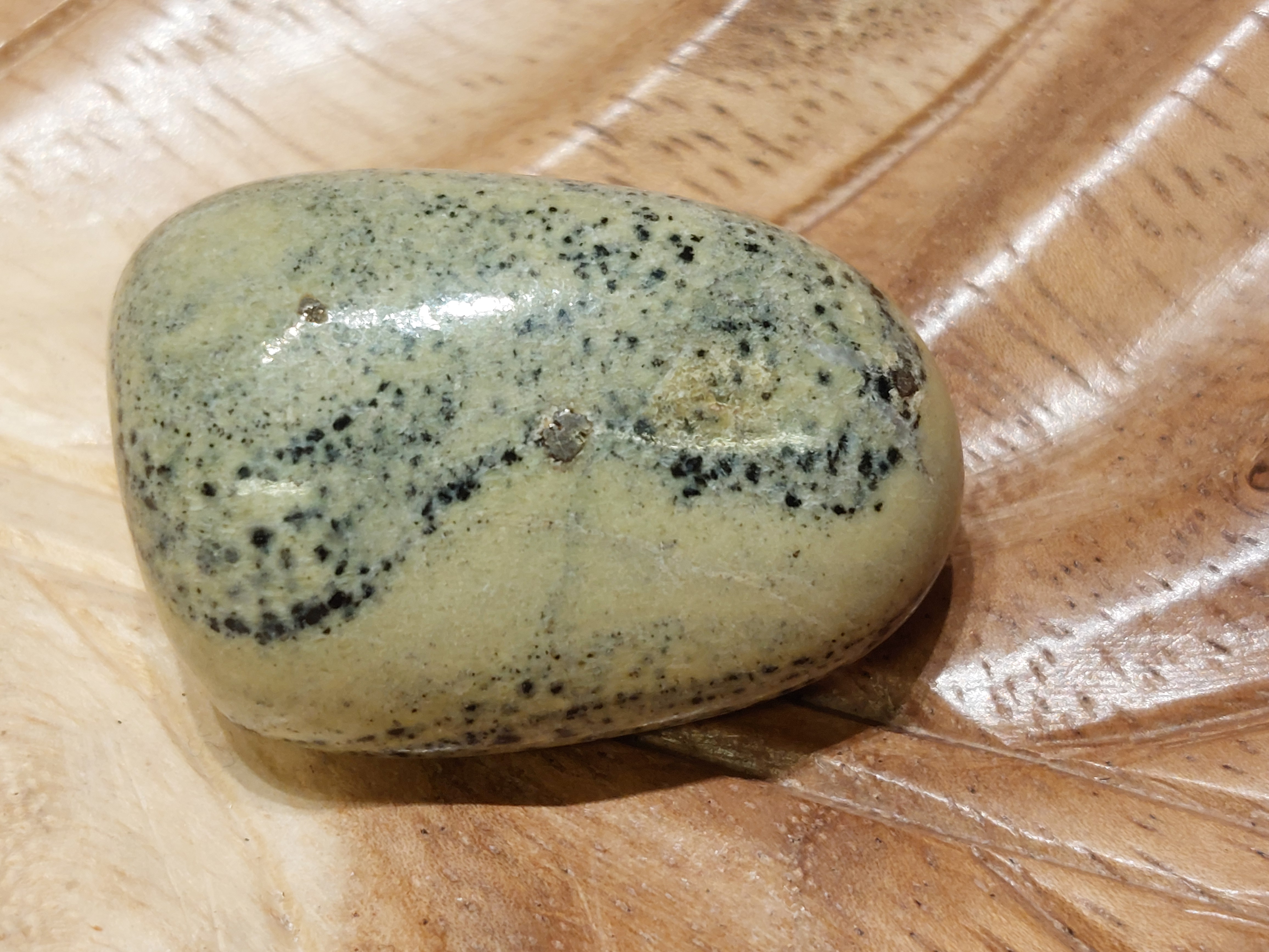 Stone of life knuffelsteen