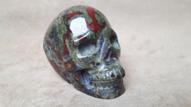 Drakensteen/bastiet human skull